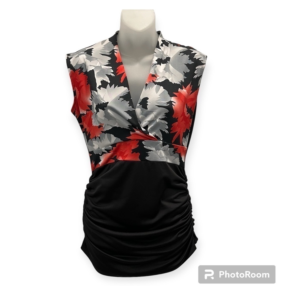 Sleeveless floral statement top size small